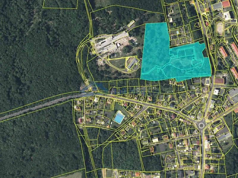 Prodej stavebního pozemku 31577 m², Dubí – náhled fotky 1