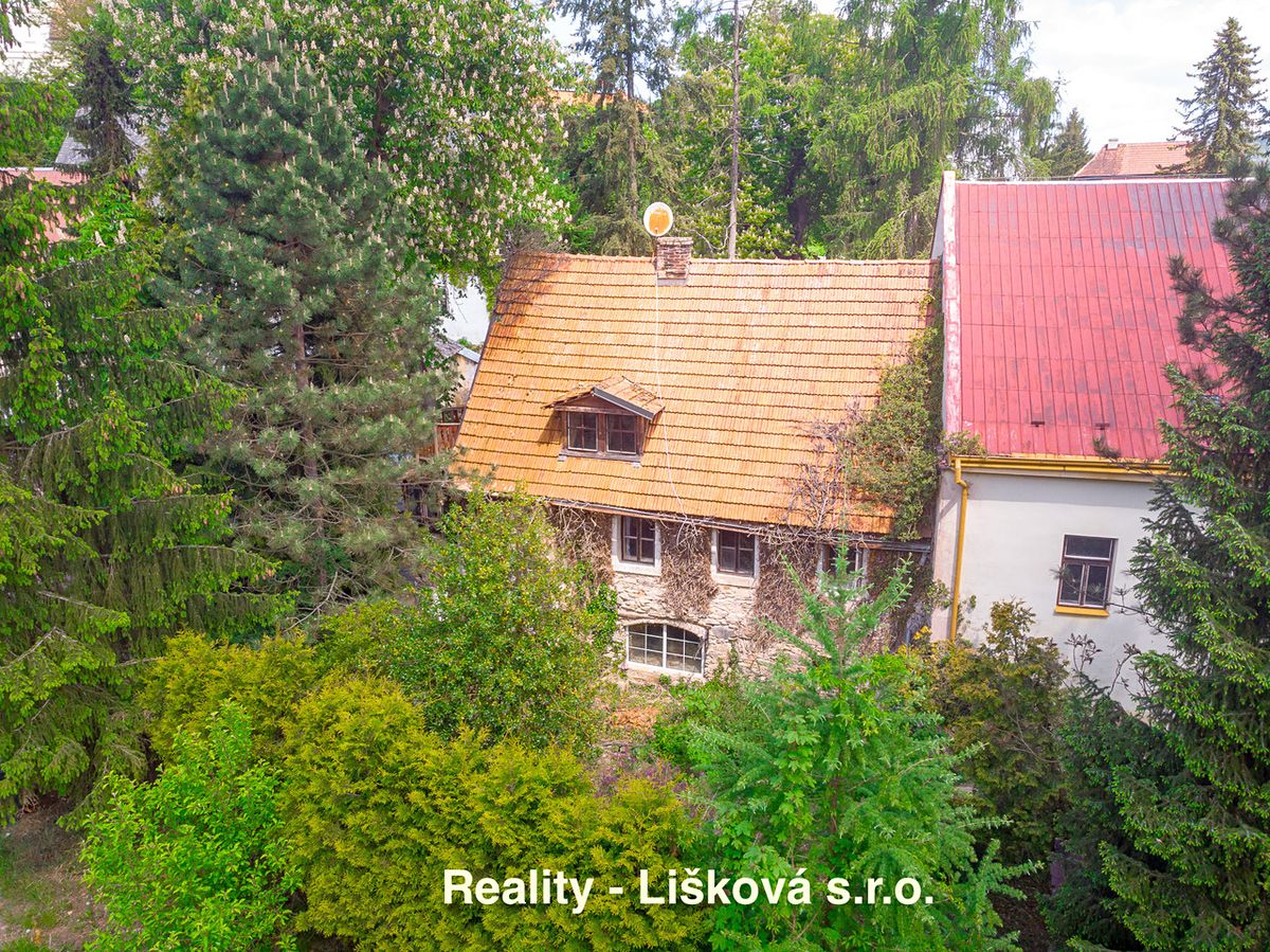 Prodej rodinného domu 160 m², pozemek 927 m² – fotografie 3
