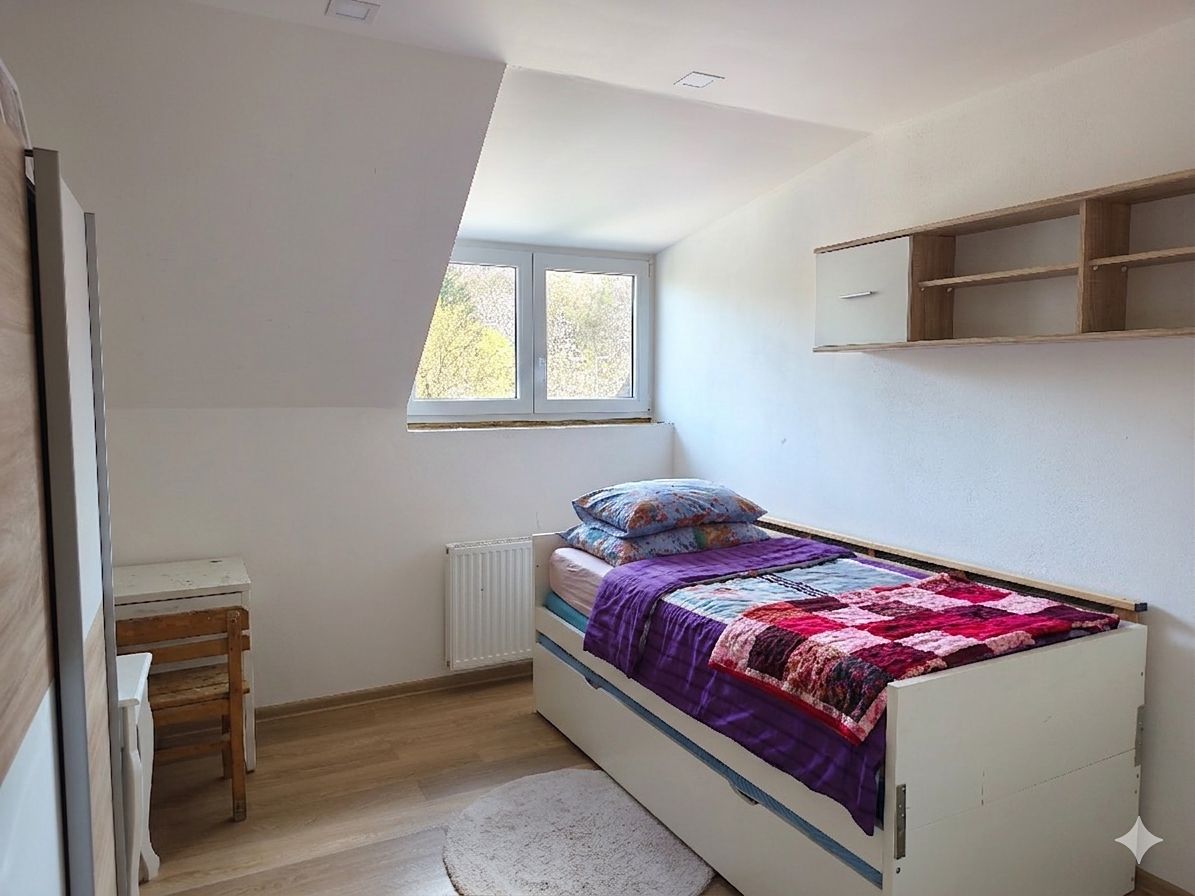 Prodej rodinného domu 180 m², pozemek 865 m² – fotografie 4