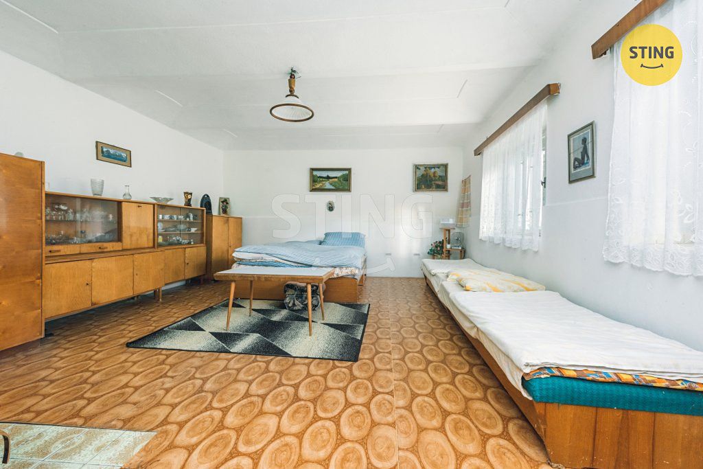 Prodej rodinného domu 400 m², pozemek 1395 m² – fotografie 5