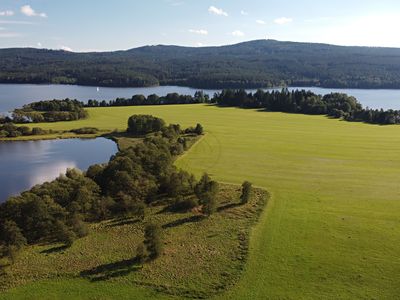 Prodej pozemku 17984 m²
