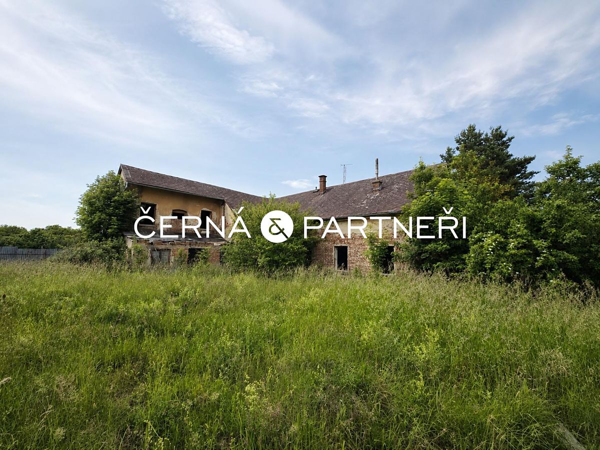 Prodej rodinného domu 500 m², pozemek 1657 m² – fotografie 5