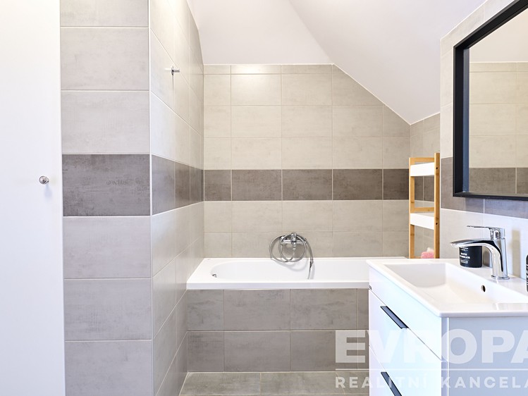 Wohnung 3+kk zum Kauf, 95 m² (13 von 23)