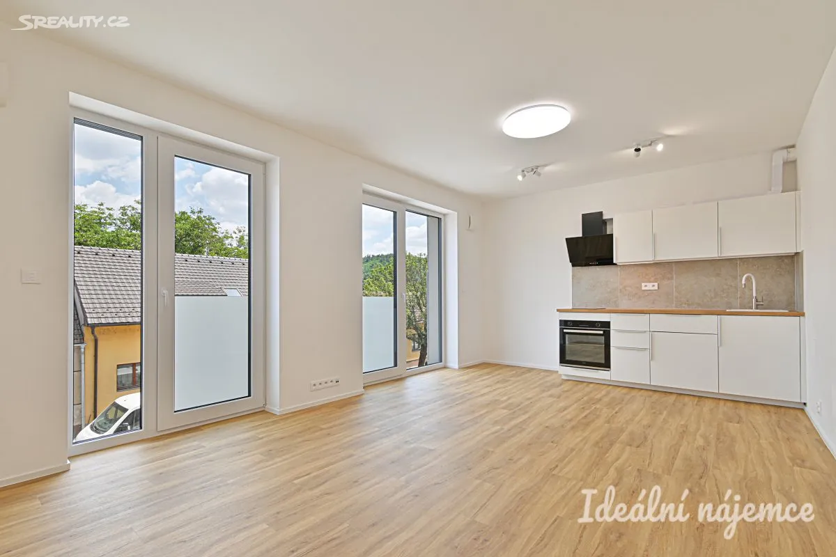Pronájem bytu 1+kk 37 m², Brno