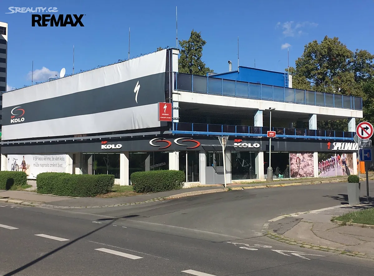 Pronájem garážového stání 15 m², Praha