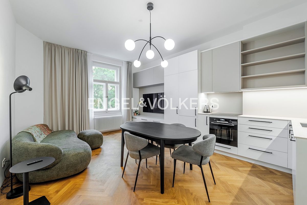 Pronájem bytu 2+kk 60 m²