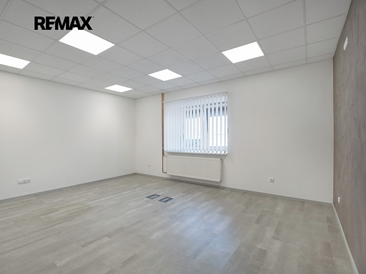 Комерційне приміщення в оренду, 274 м² (9 з 24)
