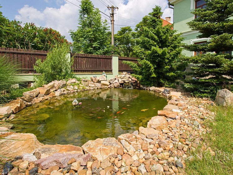 Prodej komerčního prostoru, 995 m² (8 z 24)