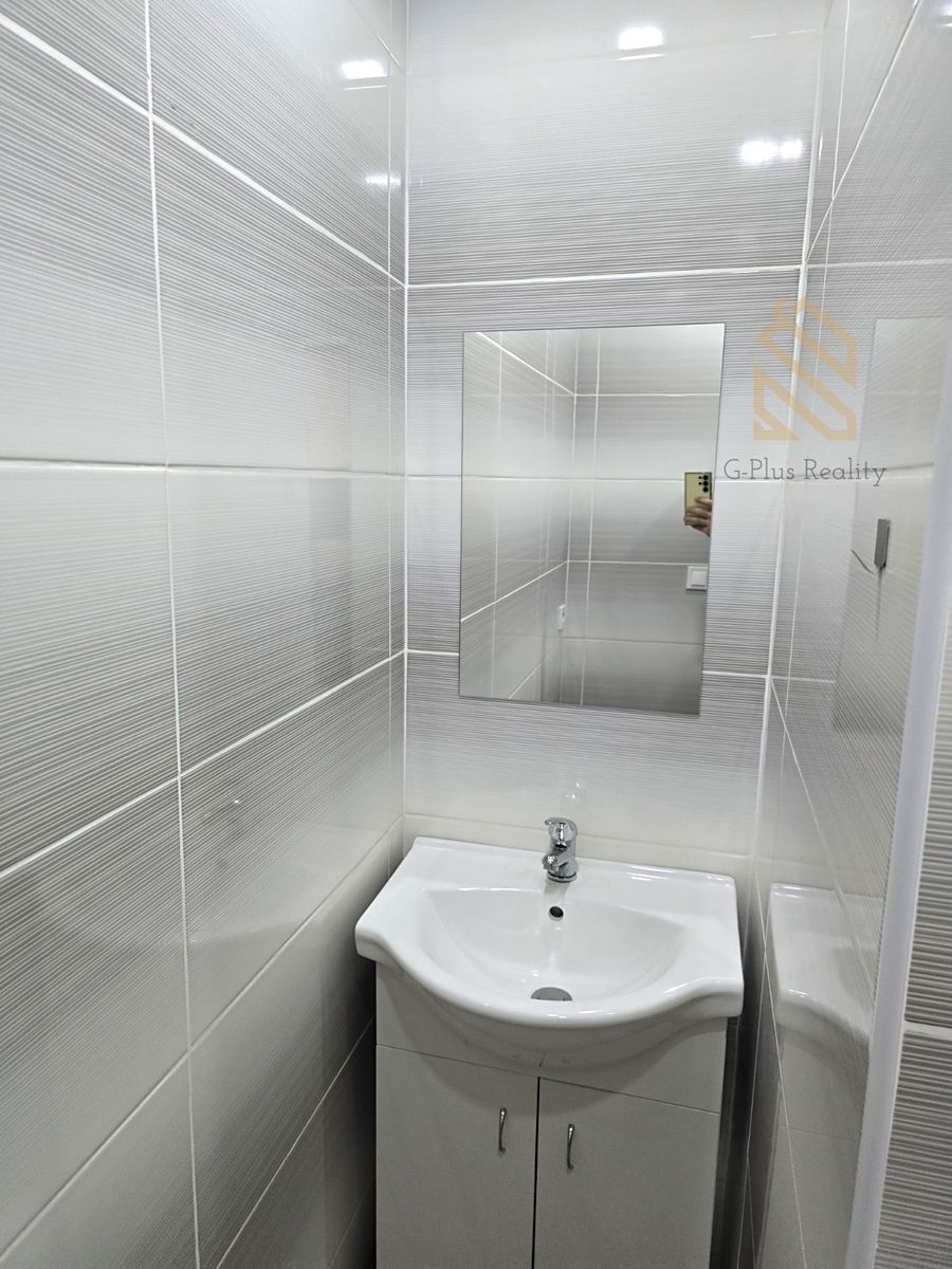 Pronájem bytu 1+1 30 m² – fotografie 3