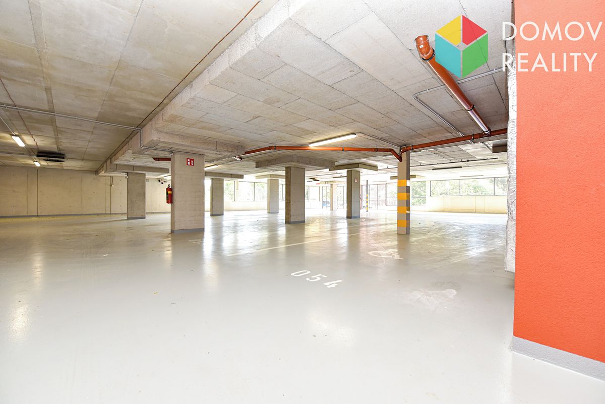 Prodej garážového stání 12 m² – fotografie 3