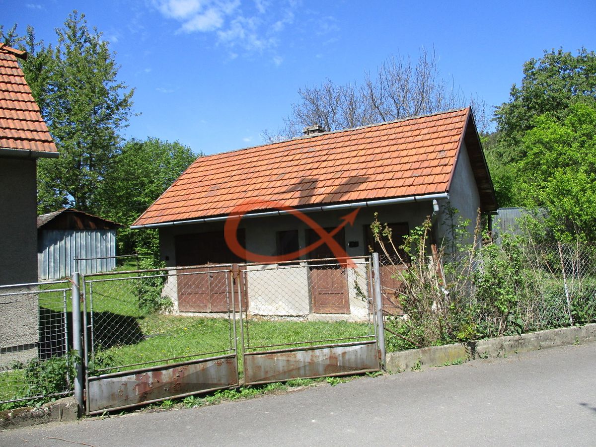 Prodej rodinného domu 200 m², pozemek 2000 m² – fotografie 5