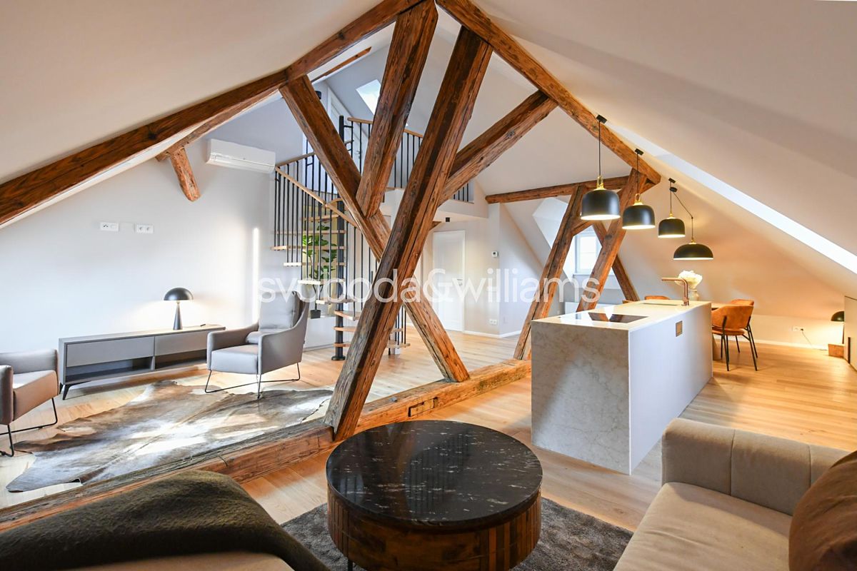 Pronájem bytu 3+kk 118 m²