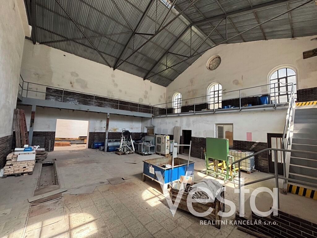 Prodej komerční nemovitosti 13400 m² – fotografie 2
