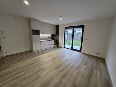 Pronájem bytu 1+kk 38 m²