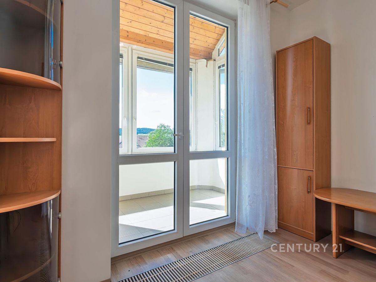 Pronájem bytu 1+kk 32 m² – fotografie 5