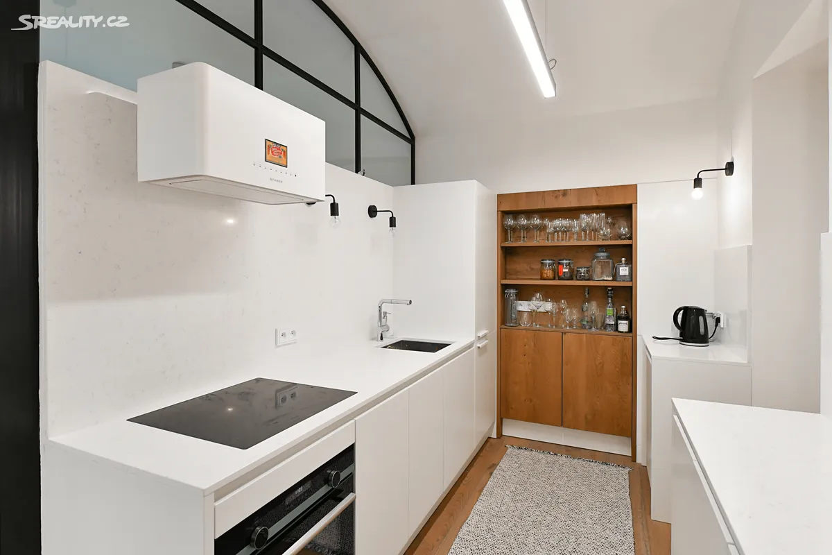Pronájem bytu 2+kk 50 m² – pohled 4