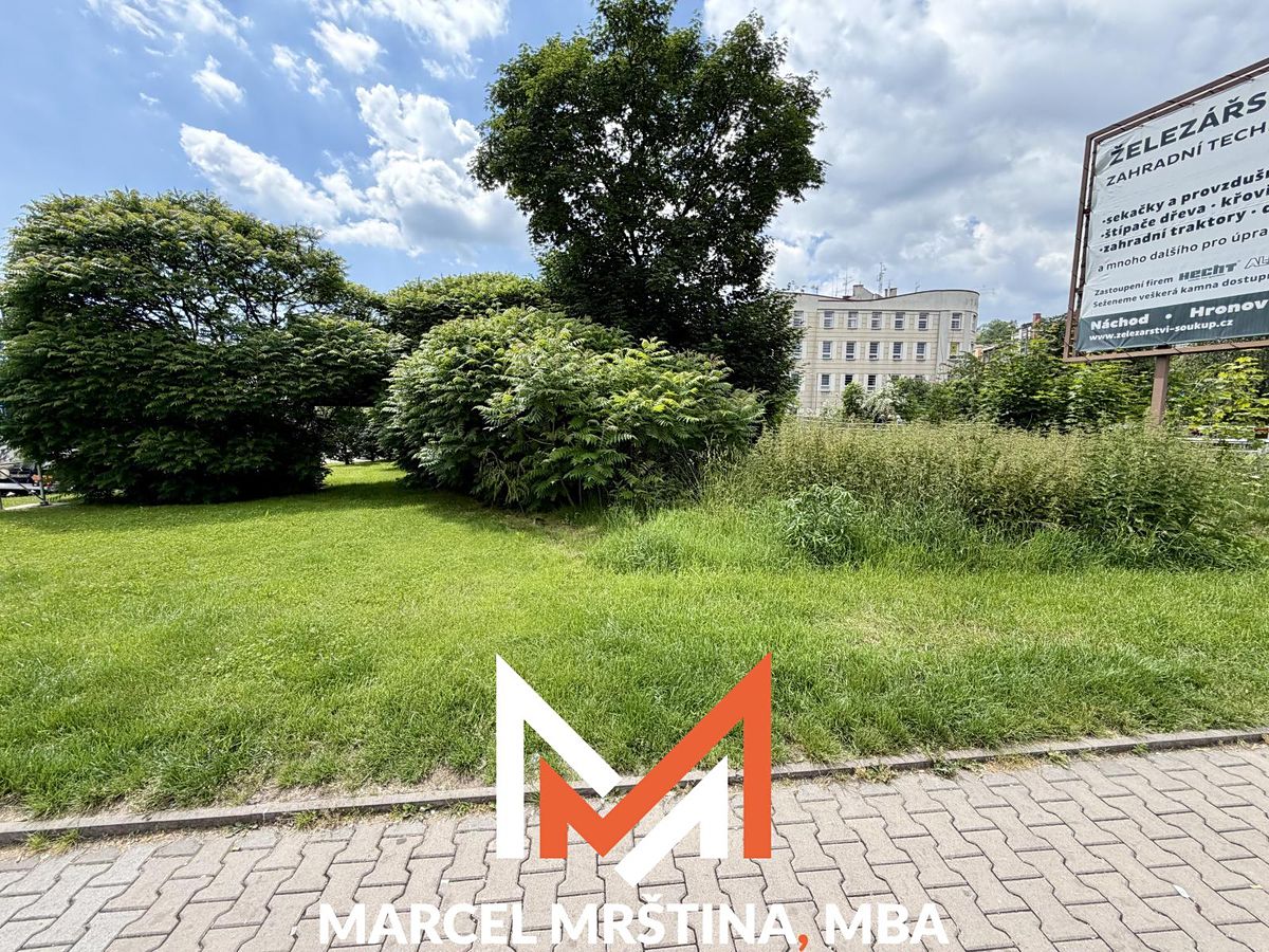 Pronájem pozemku 581 m² – fotografie 3