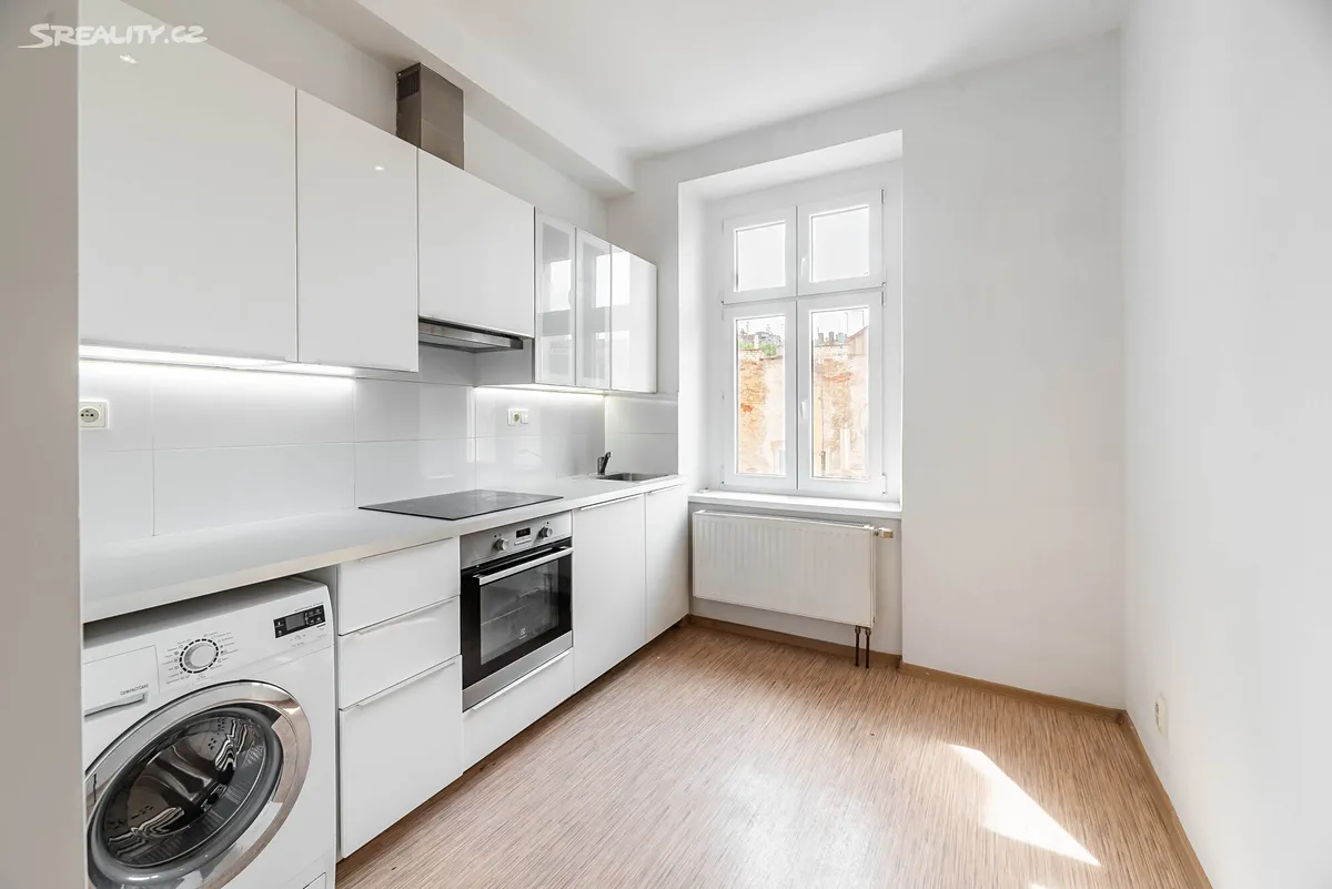 Prodej bytu 2+kk 30 m², Holečkova