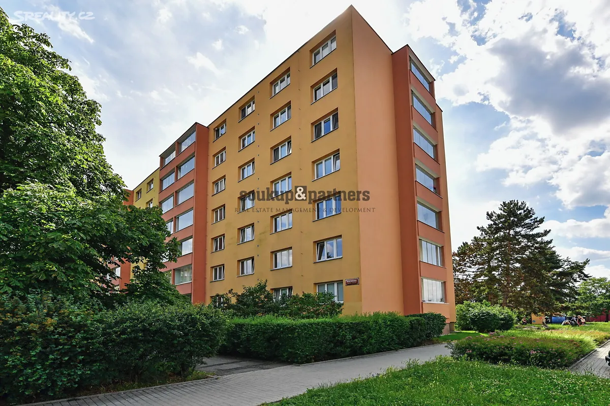 Prodej bytu 3+1 76 m², Praha