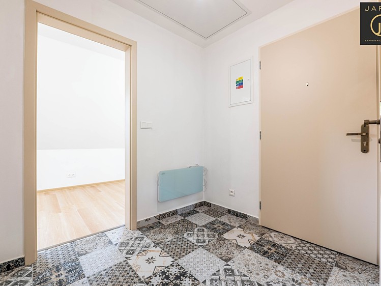 Prodej bytu 2+kk, 67 m² (13 z 23)