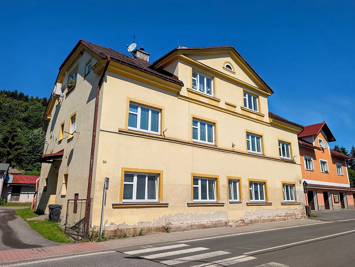 Prodej bytu 1+1 64 m²