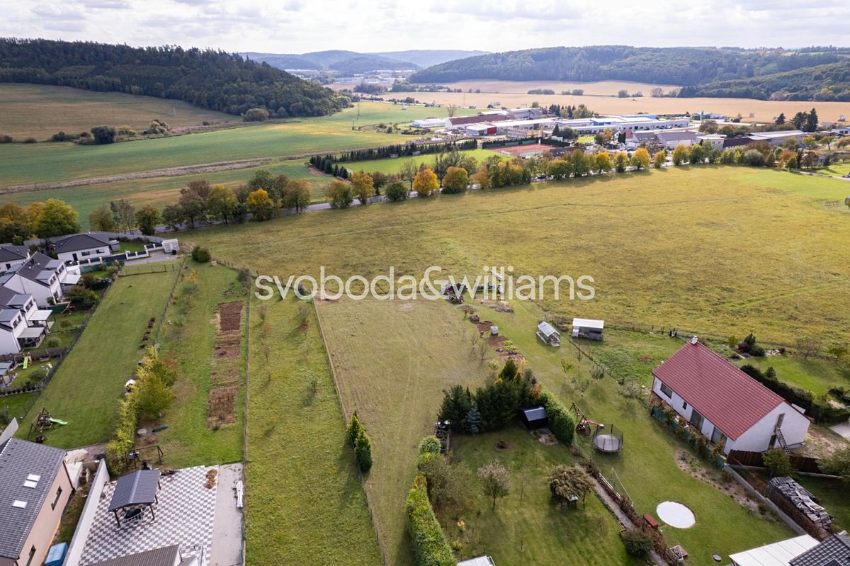Prodej stavebního pozemku 1462 m² – fotografie 3
