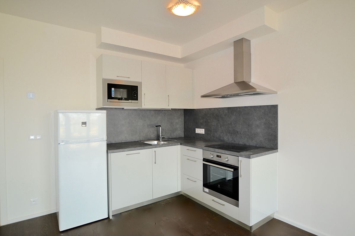 Pronájem bytu 1+kk 34 m²