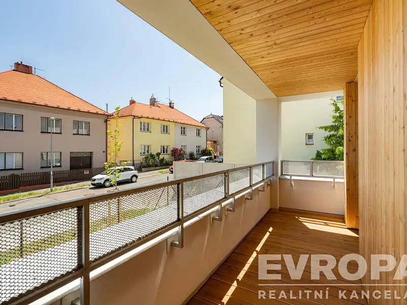 Prodej bytu 4+kk 86 m², Pardubice – náhled fotky 3