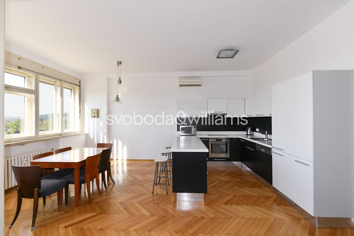 Pronájem bytu 3+1 128 m²