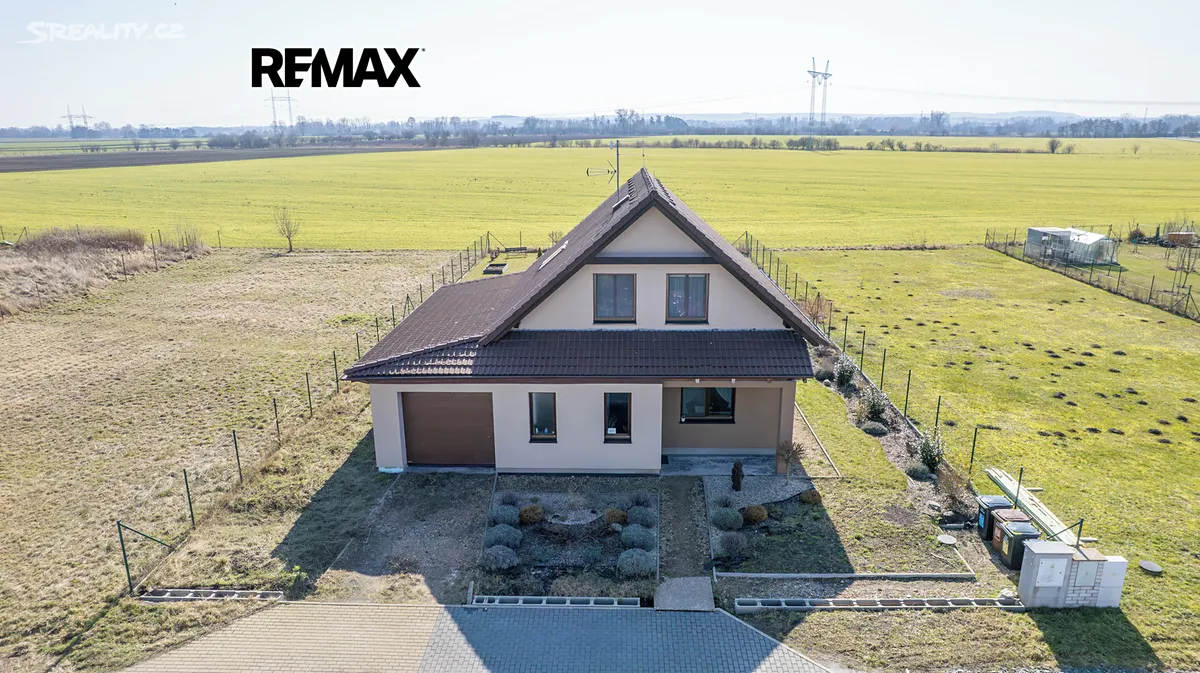 Prodej rodinného domu 167 m², pozemek 910 m² – pohled 2