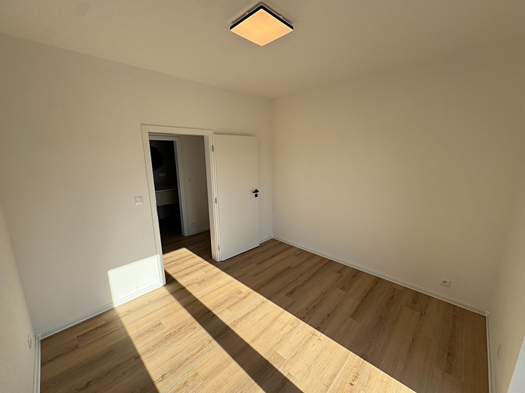 Prodej domu, 65 m² (14 z 18)