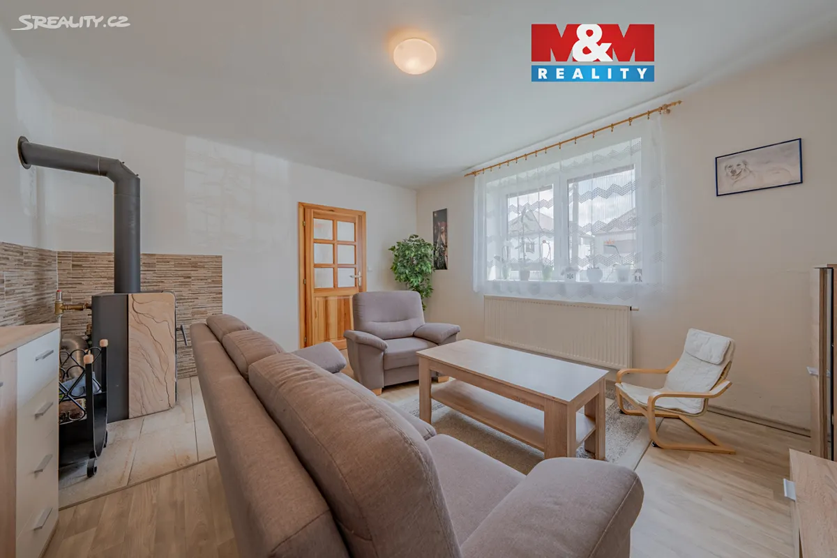Prodej rodinného domu 167 m², pozemek 1098 m², Březolupy