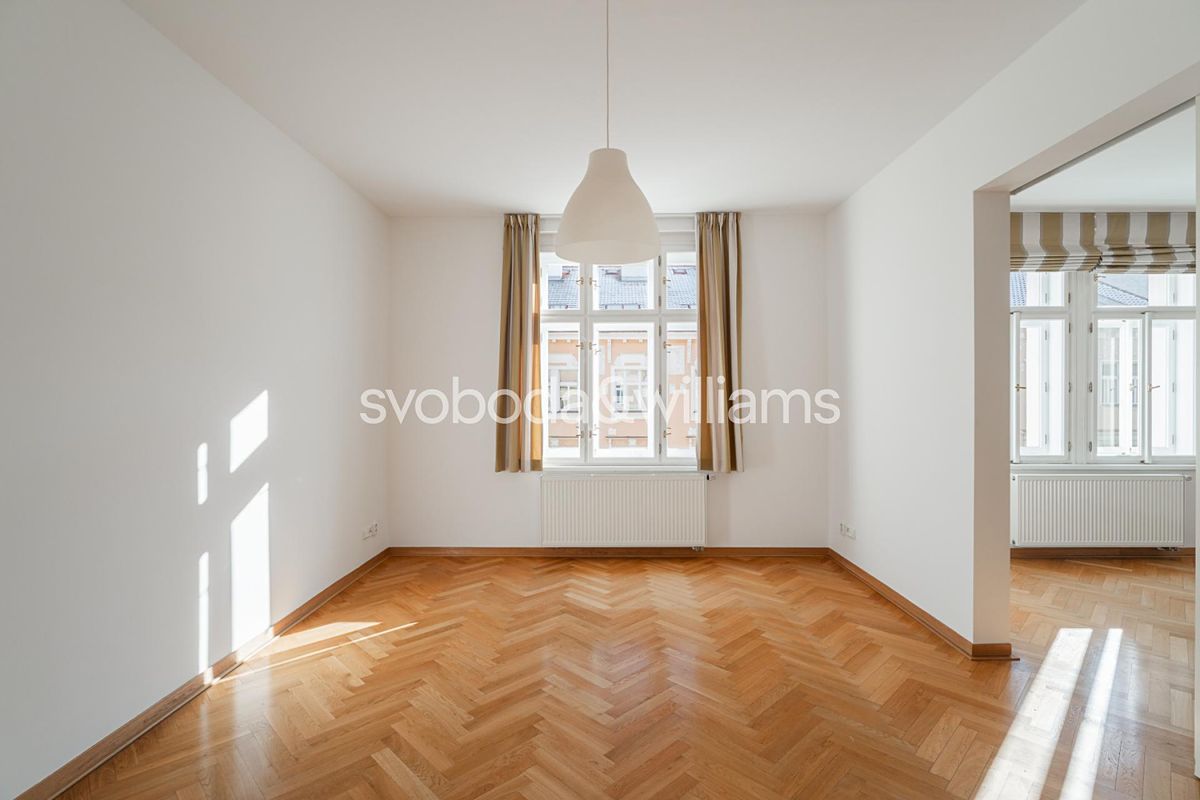 Pronájem bytu 4+kk 102 m²