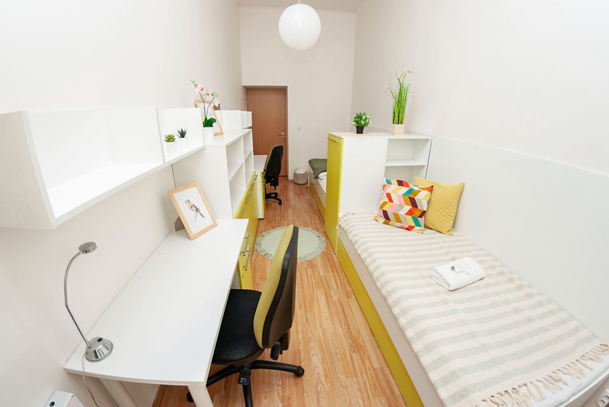 Pronájem bytu pokoje 75 m² – fotografie 5
