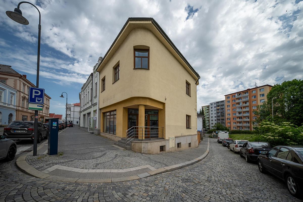 Prodej vily 300 m², pozemek 120 m² – fotografie 5