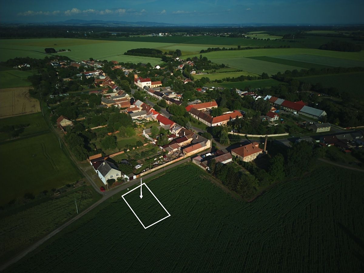 Prodej stavebního pozemku 1000 m²