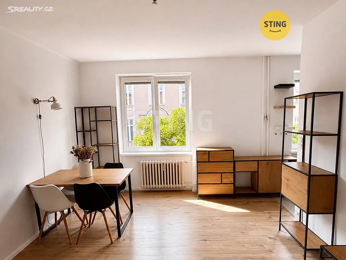 Pronájem bytu 2+1 52 m², Opava