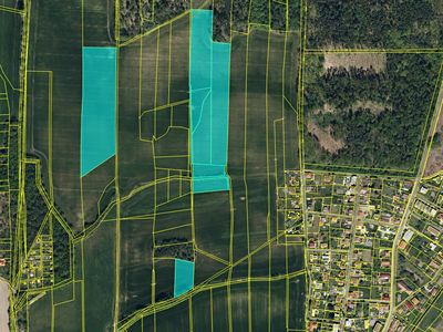 Prodej pole 63111 m²