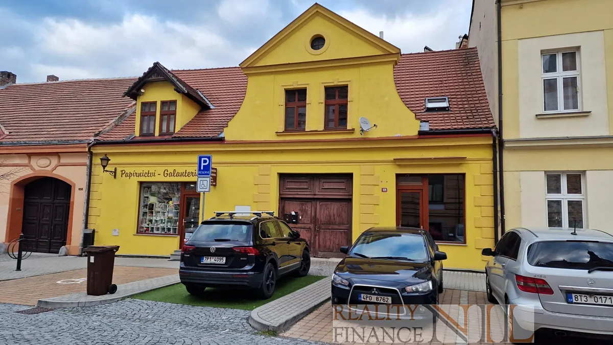 Pronájem obchodního prostoru 79 m²