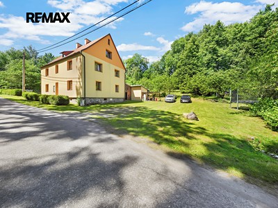 Prodej  chaty 300 m², pozemek 3 850 m²