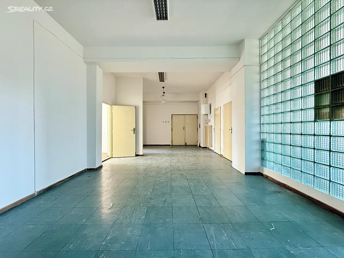Pronájem kanceláře 12 m² – pohled 2