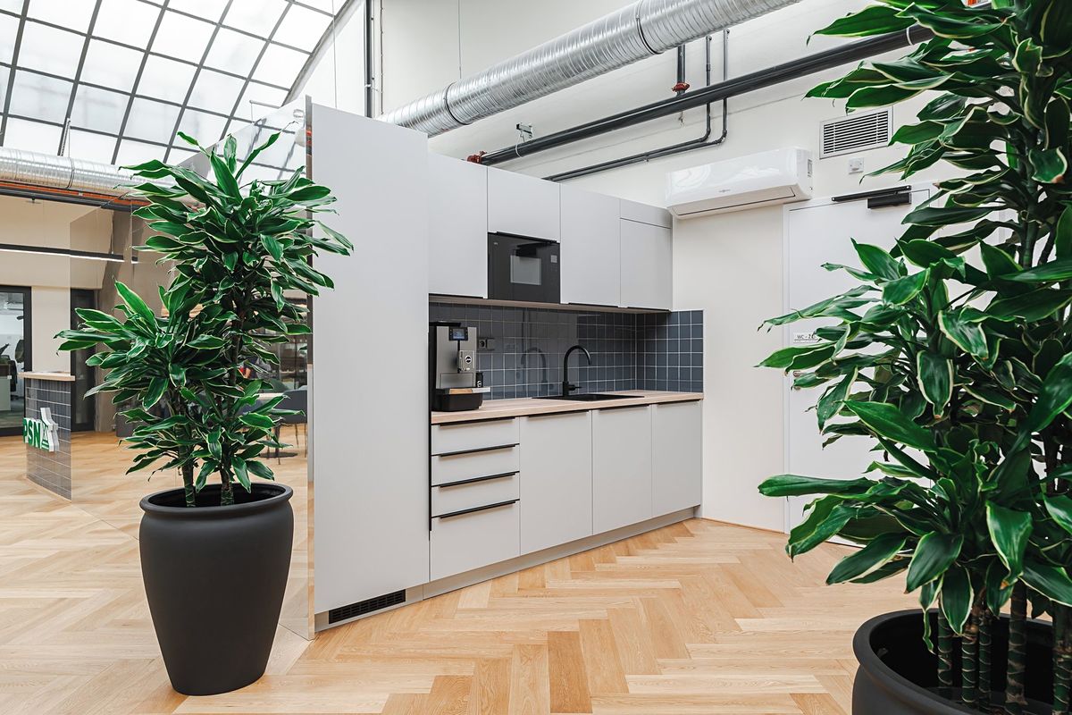 Pronájem kanceláře 10 m² – fotografie 3