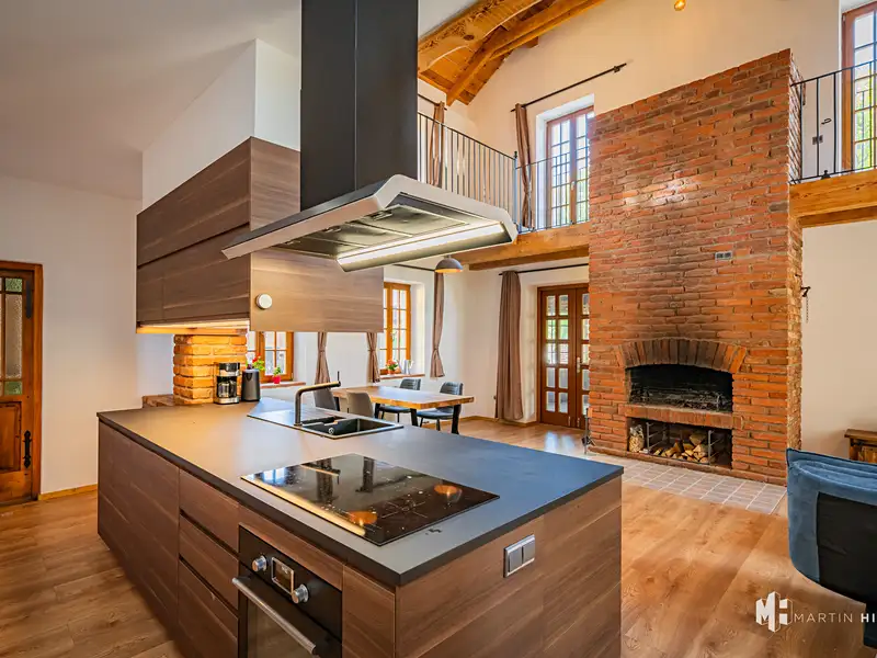 Prodej apartmánů 460 m², Květnice – náhled fotky 3