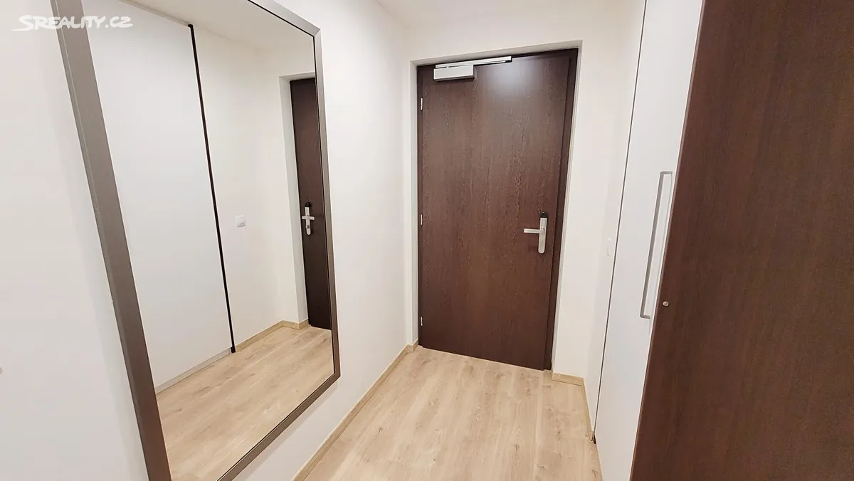 Pronájem bytu 1+kk 26 m² – další