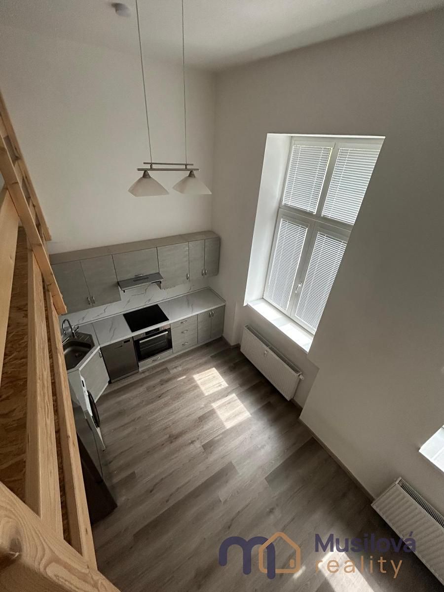Pronájem bytu 1+kk 30 m² – fotografie 5