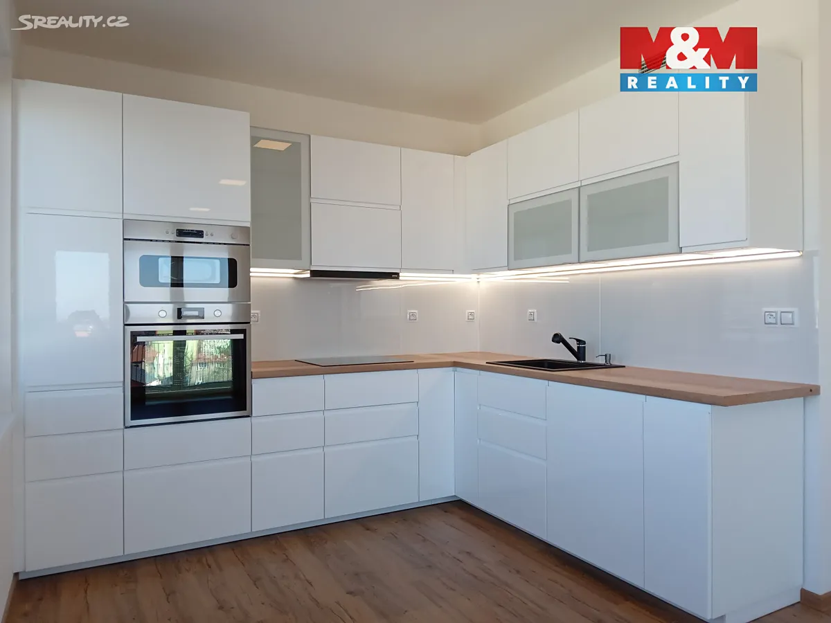 Pronájem bytu 2+kk 58 m² – další