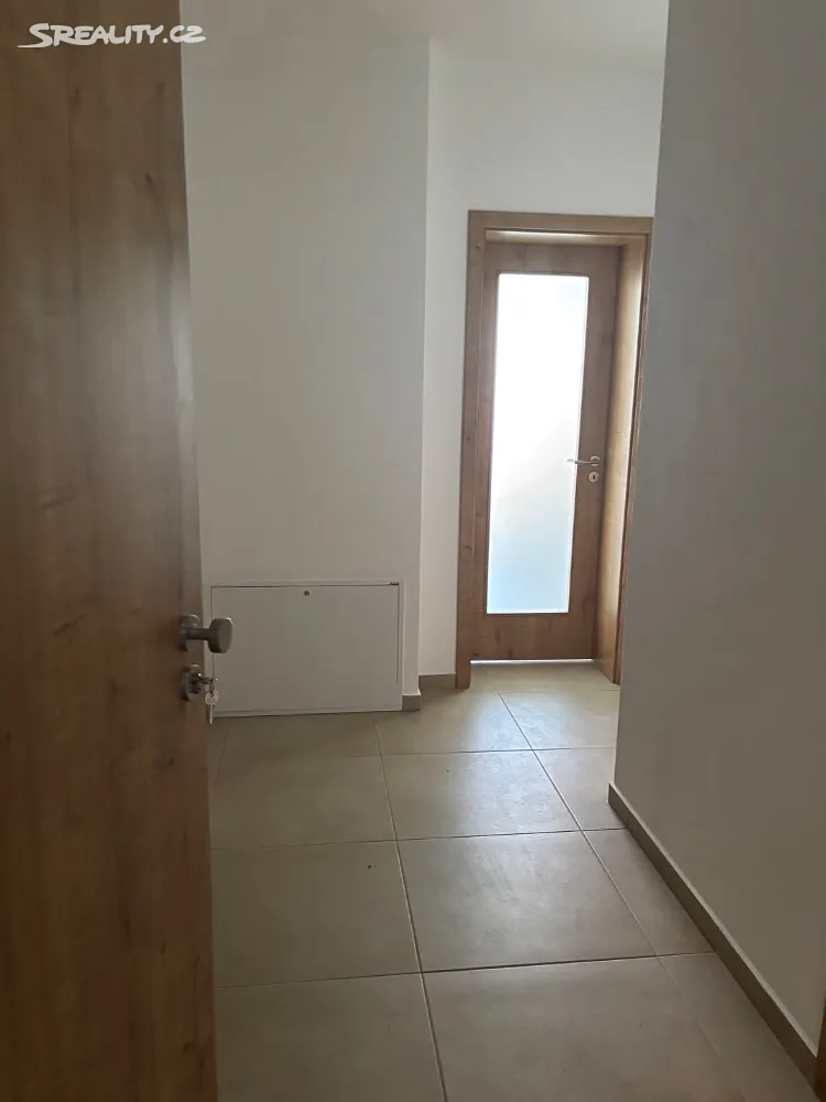 Pronájem bytu 2+1 70 m², Třeboň