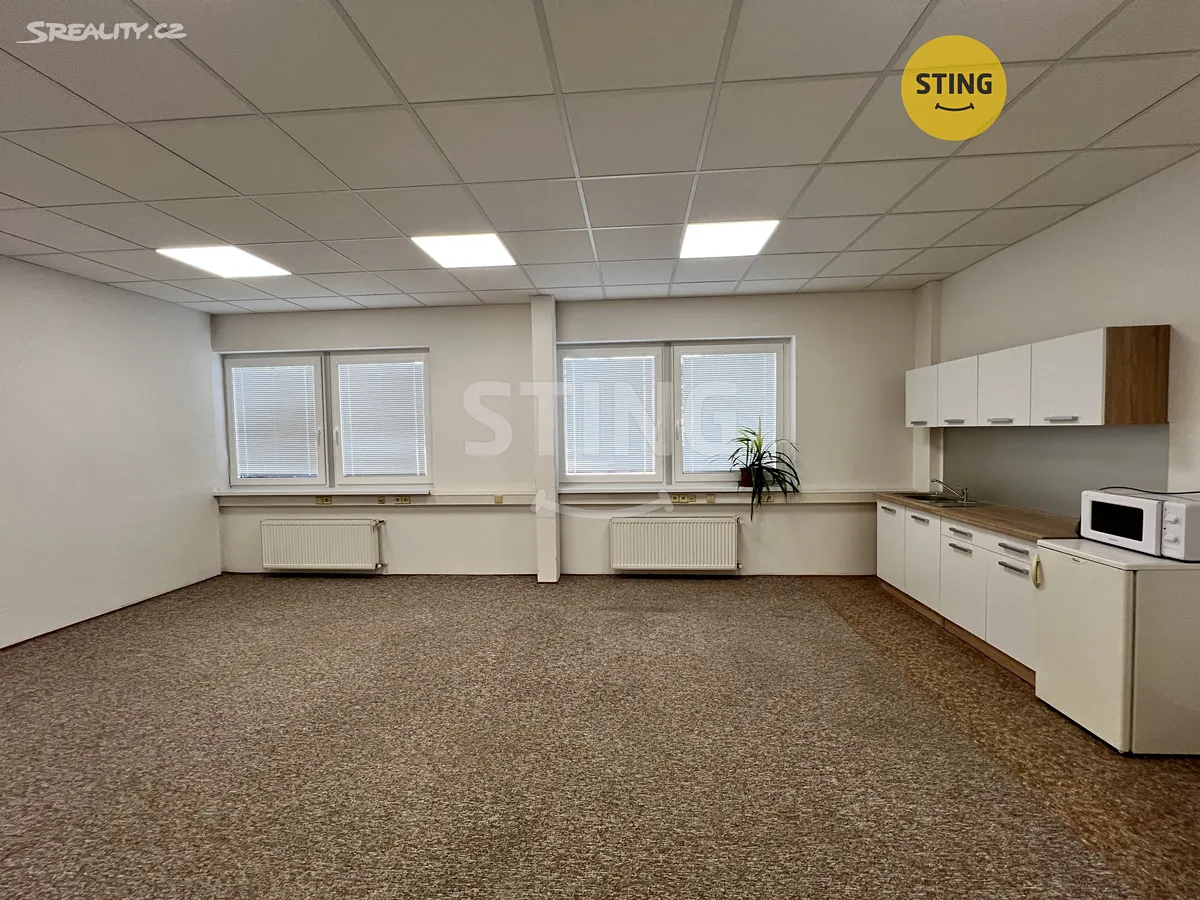 Pronájem kanceláře 35 m², Pardubice