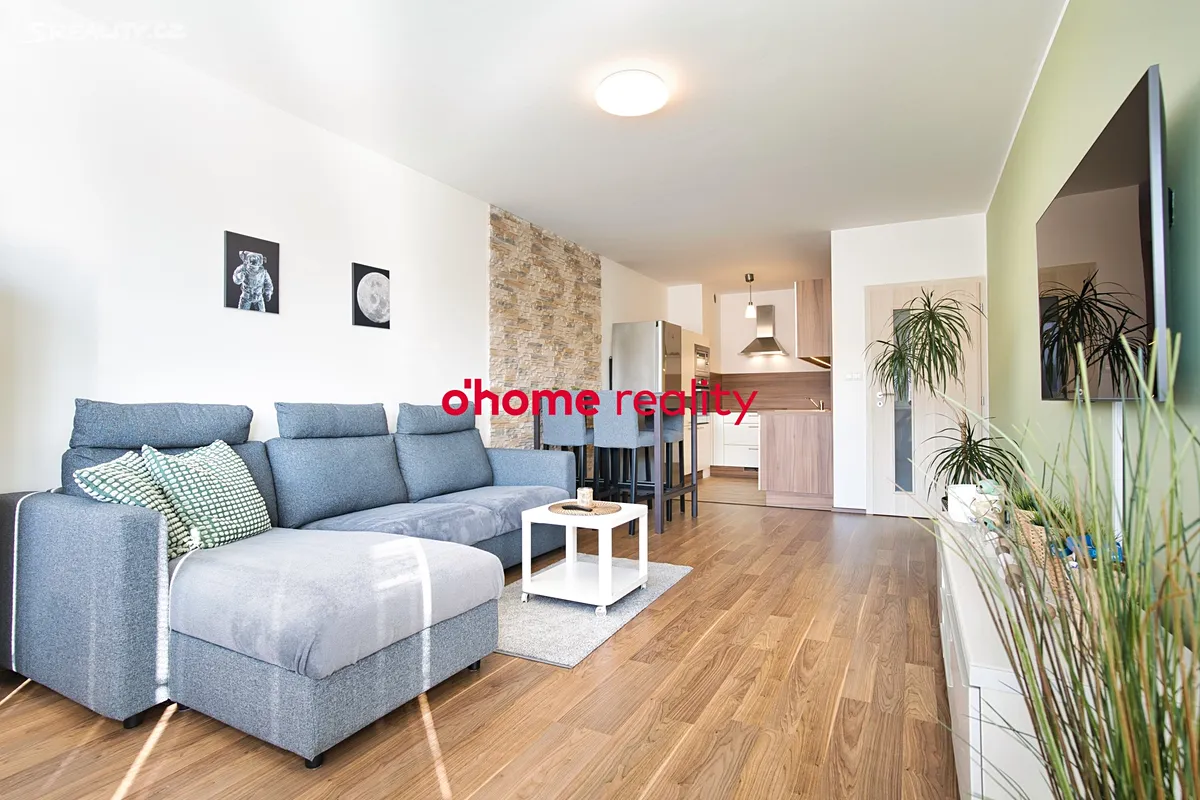 Prodej bytu 2+kk 56 m² – pohled 2