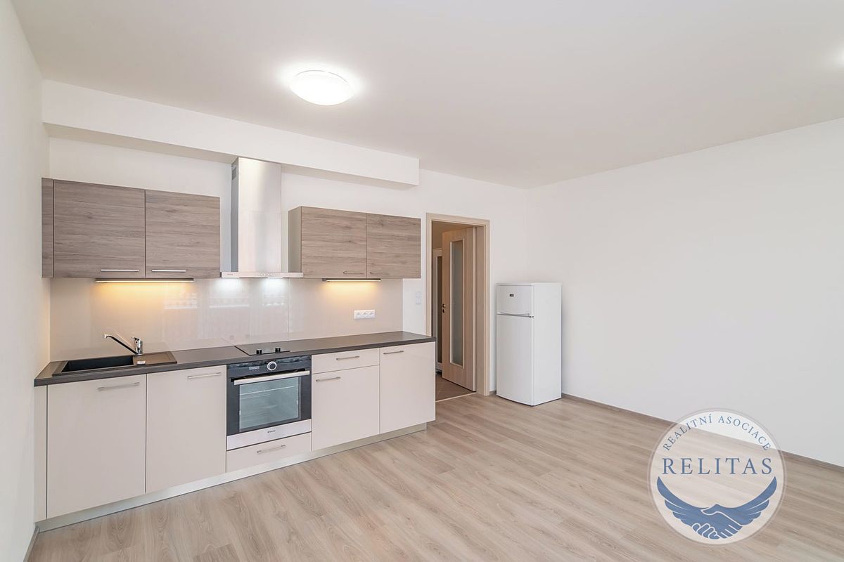 Pronájem bytu 1+kk 34 m²